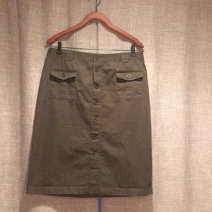 Gap green khaki skirt. 14.